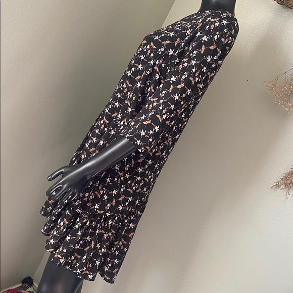 Hayden Black and White Floral Casual Dress - Picture 5 of 12